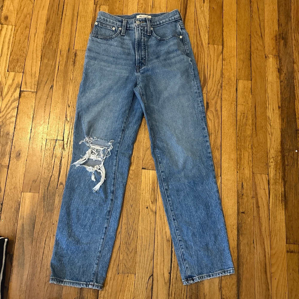 Madewell, style the perfect vintage straight jean, size 24